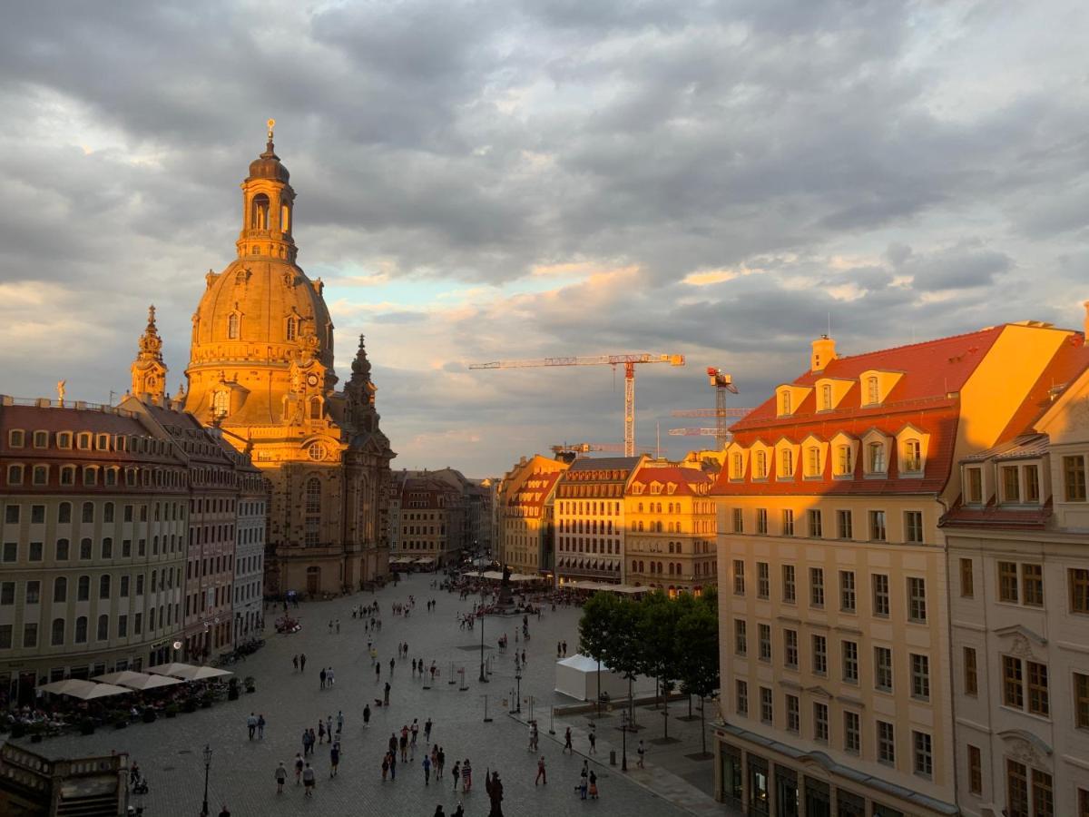 Luxus Suite Mit Einmaligem Blick Auf Die Frauenkirche Dresden Luaran gambar